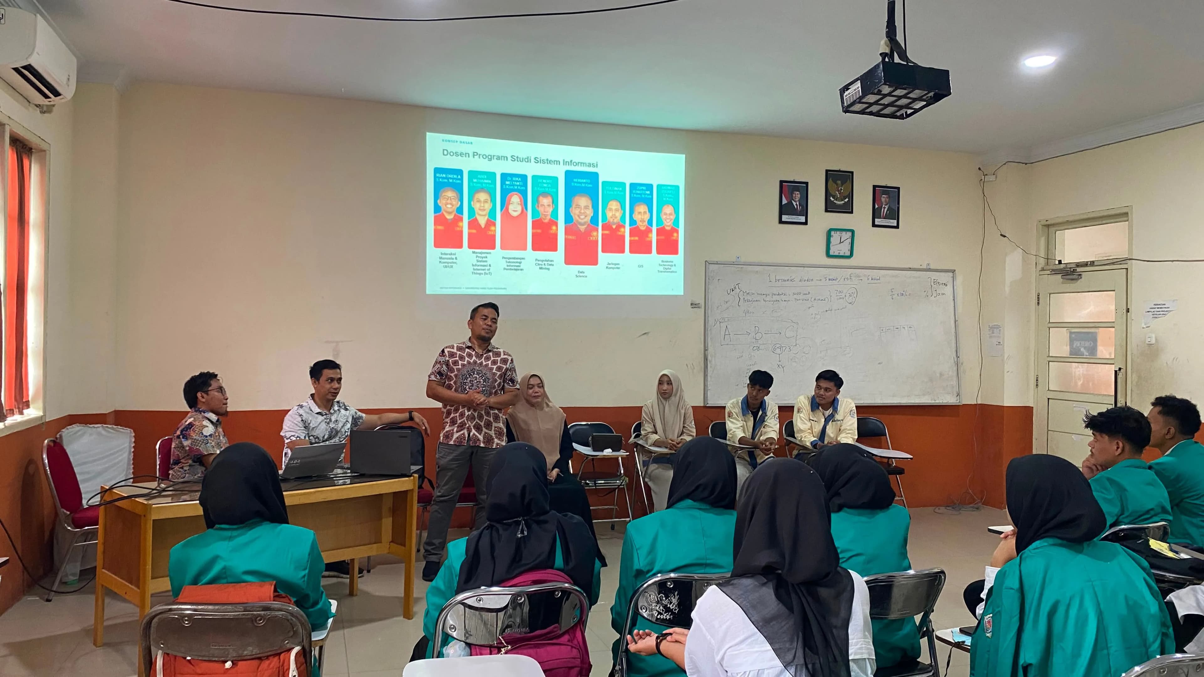 PKKMB 2026: Prodi Sistem Informasi UHT Pekanbaru Sambut Mahasiswa Baru dan Kenalkan Lingkungan Akademik serta Organisasi Kemahasiswaan
